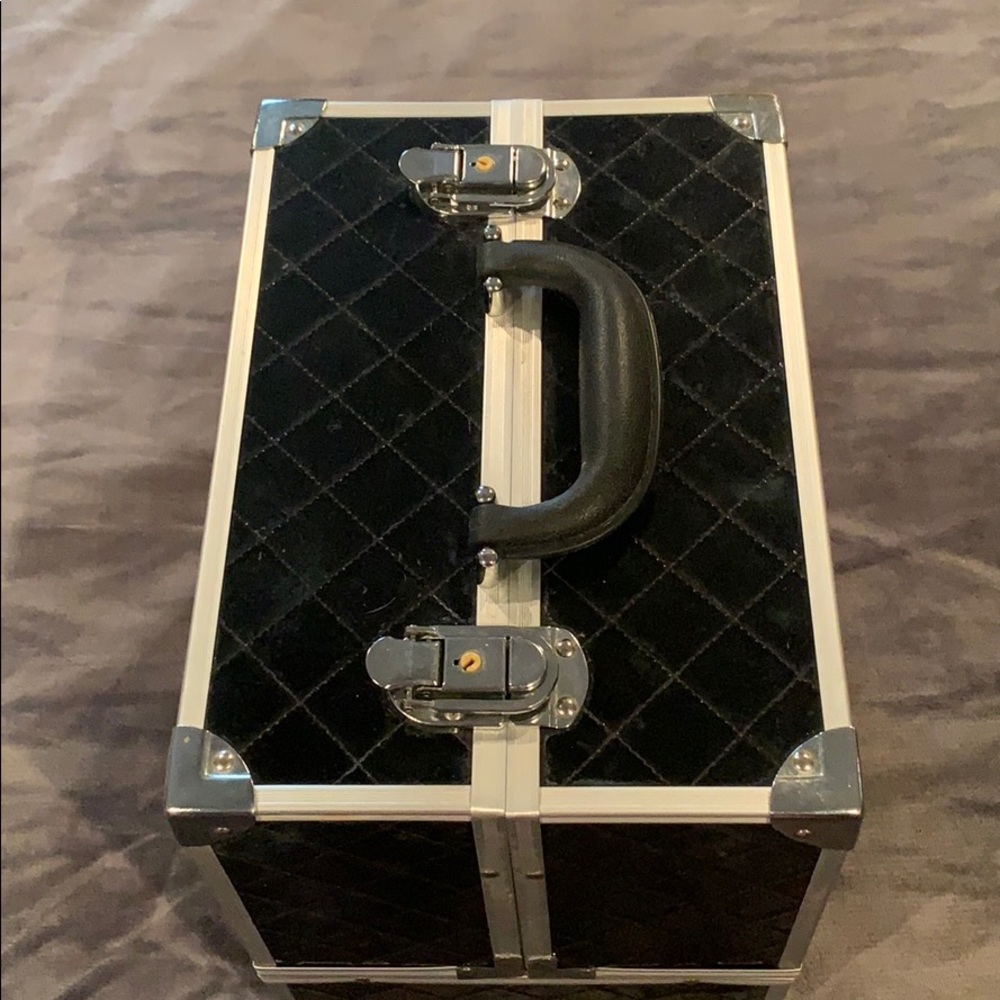 Makeup travel caddy